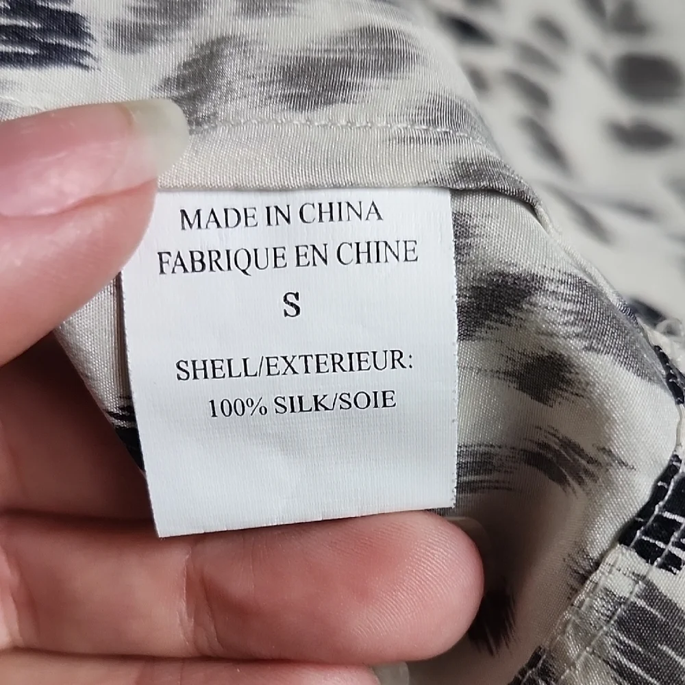 THEORY Maryam 100% silk leopard print buttery soft tank top - Picture 8 of 11